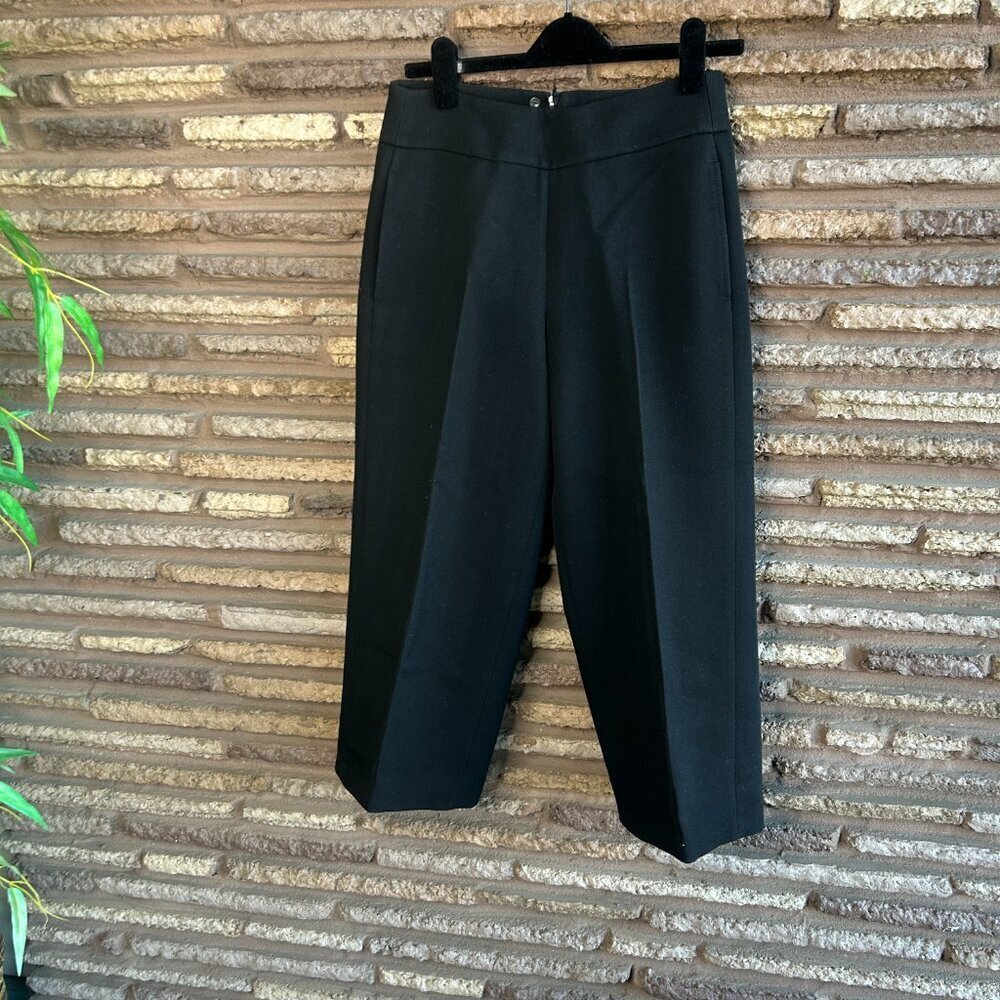 Akris Punto Black 100% Wool Cropped Ankle Pants Back Zip Size 6 - Picture 7 of 9